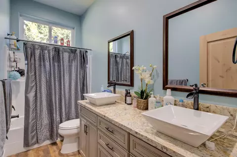 19837 Valley Ln, Redding, CA 96002 photo 30