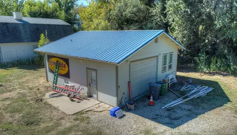 19837 Valley Ln, Redding, CA 96002 photo 42