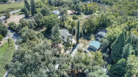 19837 Valley Ln, Redding, CA 96002 photo 7