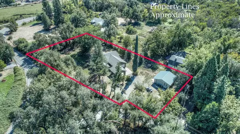 19837 Valley Ln, Redding, CA 96002 photo 5