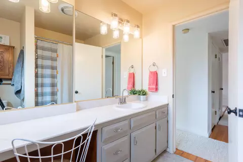 701 Gold, Redding, CA 96001 photo 19