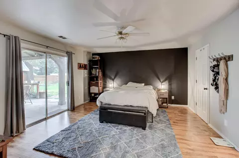 6886 Yvonne Ct, Redding, CA 96001 photo 16
