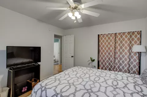 6886 Yvonne Ct, Redding, CA 96001 photo 12