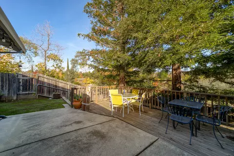 5268 Mica Ct, Redding, CA 96003 photo 25