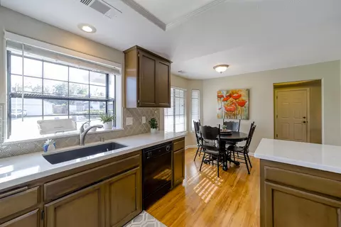 5268 Mica Ct, Redding, CA 96003 photo 6