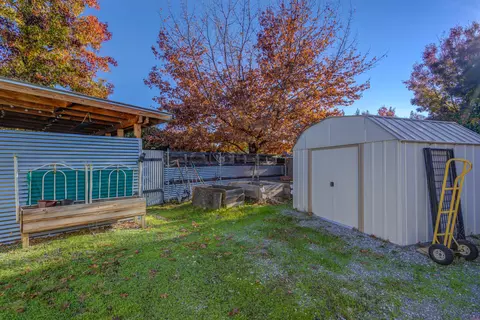 501 Armando Ave, Redding, CA 96003 photo 38