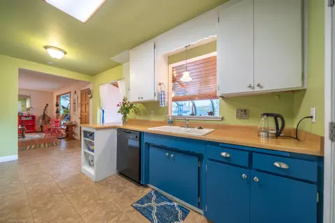 3794 Mercury Dr, Redding, CA 96002 photo 12