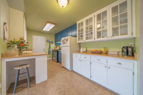 3794 Mercury Dr, Redding, CA 96002 photo 8