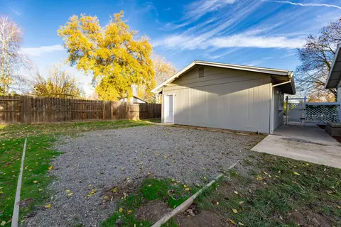 21238 Shelly Ln, Anderson, CA 96007 photo 17