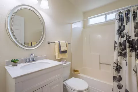 3505 Lagoon Dr, Redding, CA 96001 photo 28