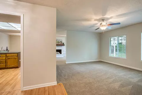 3505 Lagoon Dr, Redding, CA 96001 photo 7