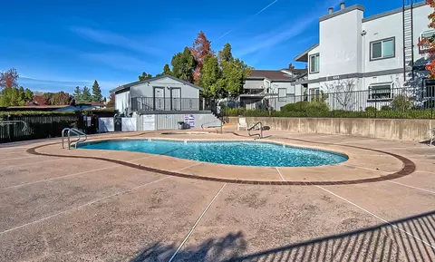 466 236 Ridgecrest Trl, Redding, CA 96003 photo 19