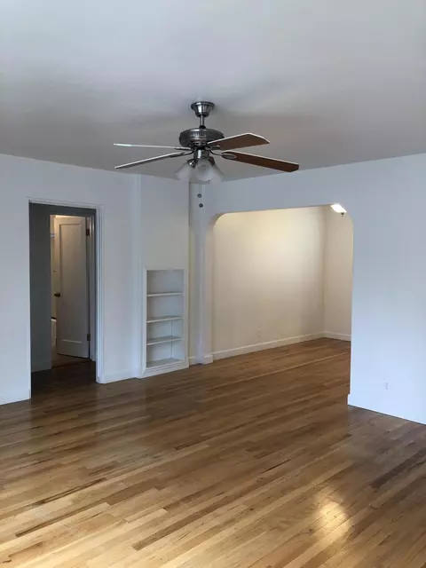 624 Loma St, Redding, CA 96003 photo 2