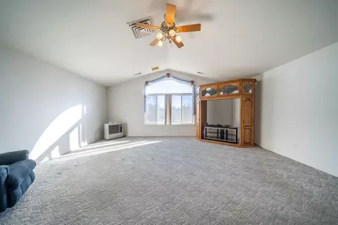11782 Neal Ln, Redding, CA 96003 photo 7