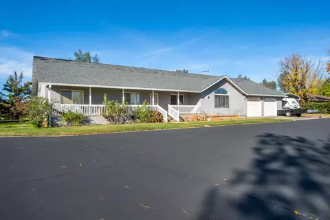 11782 Neal Ln, Redding, CA 96003 photo 1