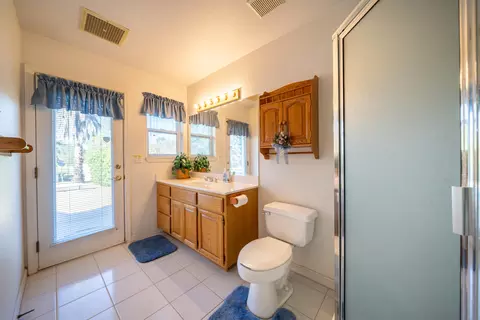 11782 Neal Ln, Redding, CA 96003 photo 15