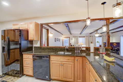 1712 Cascade Ln, Redding, CA 96002 photo 3