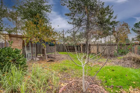 1712 Cascade Ln, Redding, CA 96002 photo 41