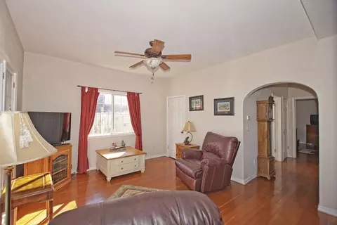 1162 Willis, Redding, CA 96001 photo 6