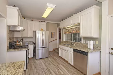 1162 Willis, Redding, CA 96001 photo 10