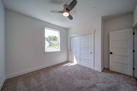 995 Bellagio Ter, Redding, CA 96003 photo 18