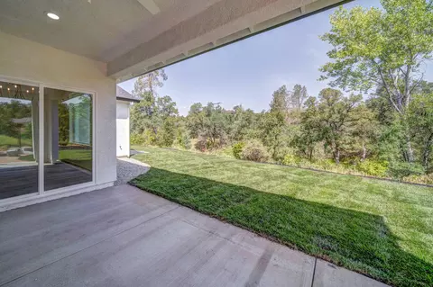995 Bellagio Ter, Redding, CA 96003 photo 23