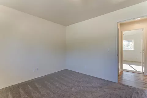 19011 Freda Ln, Redding, CA 96003 photo 16