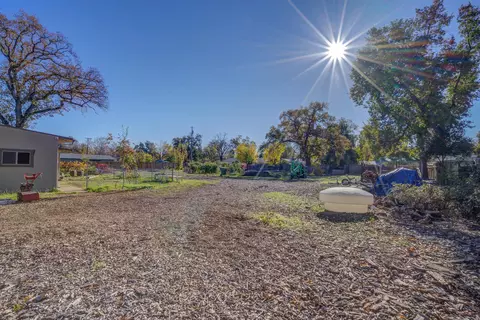 19011 Freda Ln, Redding, CA 96003 photo 23