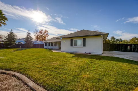 20203 Eastview Dr, Redding, CA 96002 photo 51