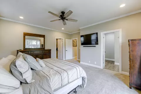 20203 Eastview Dr, Redding, CA 96002 photo 19
