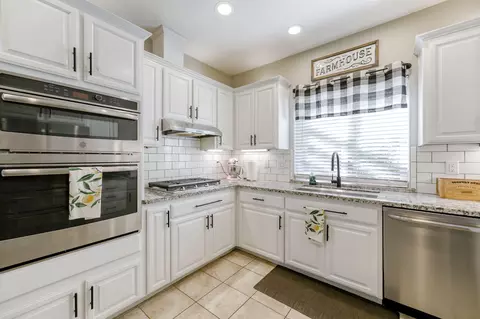 20203 Eastview Dr, Redding, CA 96002 photo 7