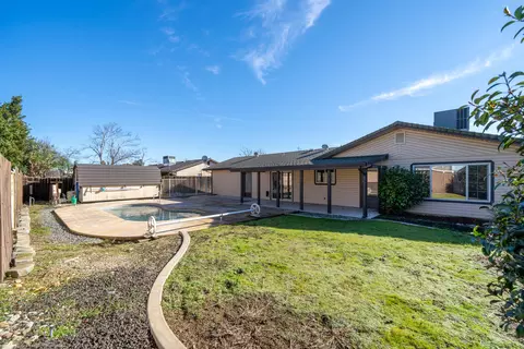 466 Rosewood Dr, Redding, CA 96003 photo 35