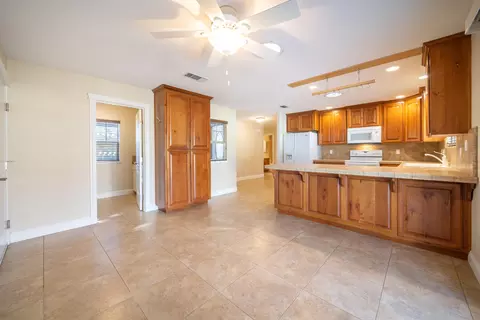 466 Rosewood Dr, Redding, CA 96003 photo 12