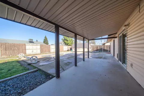 466 Rosewood Dr, Redding, CA 96003 photo 31