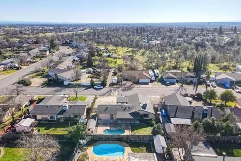 466 Rosewood Dr, Redding, CA 96003 photo 44