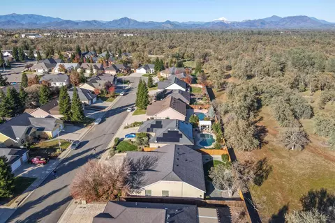 673 San Gabriel St, Redding, CA 96003 photo 49