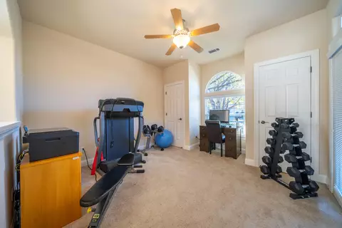 673 San Gabriel St, Redding, CA 96003 photo 31
