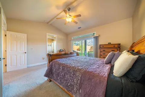 673 San Gabriel St, Redding, CA 96003 photo 23