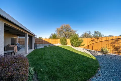 673 San Gabriel St, Redding, CA 96003 photo 40