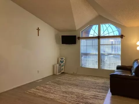 4444 Neenah Trl, Redding, CA 96003 photo 2