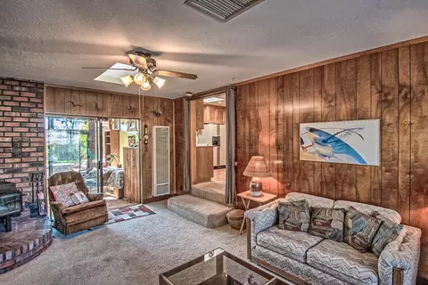 1589 Derby Ln, Redding, CA 96002 photo 17
