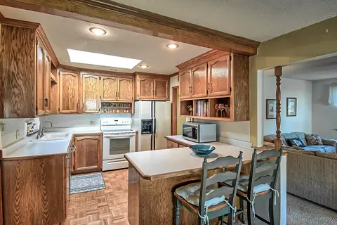 1589 Derby Ln, Redding, CA 96002 photo 6