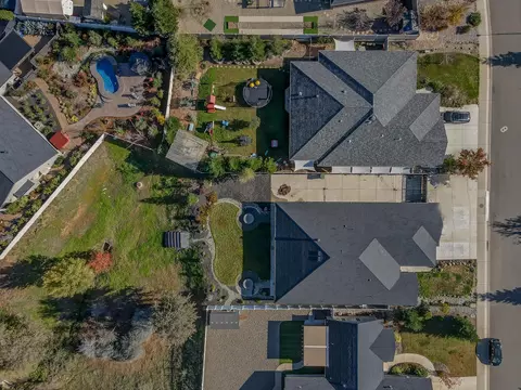 2126 Cadjew St, Redding, CA 96003 photo 43