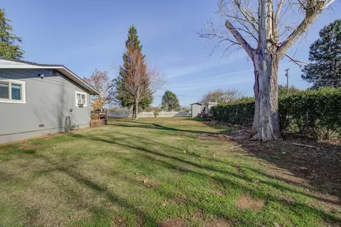 4592 Webb Rd, Anderson, CA 96007 photo 5