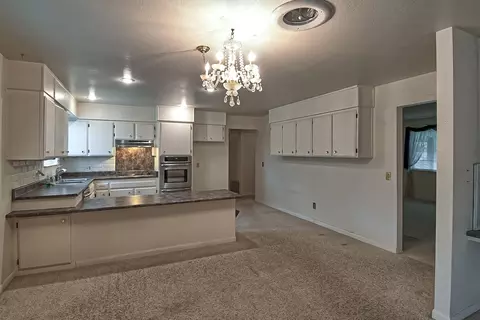 1252 Lorraine Dr, Redding, CA 96002 photo 12