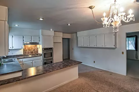 1252 Lorraine Dr, Redding, CA 96002 photo 10