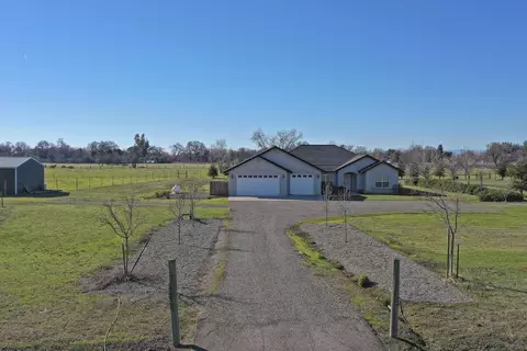 23155 Westover Rd, Red Bluff, CA 96080 photo 2