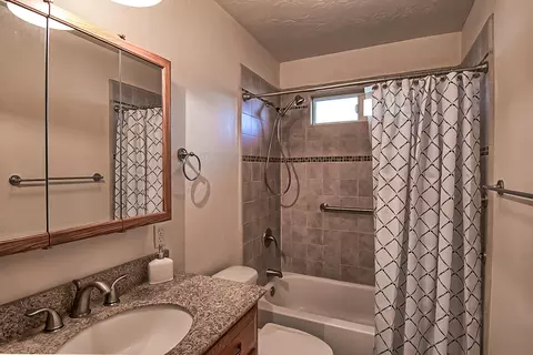 6712 Reflection St, Redding, CA 96001 photo 16