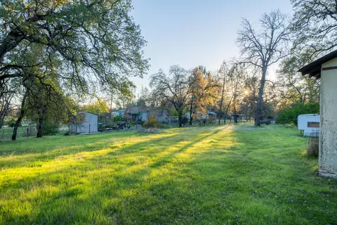 11816 Rebecca Ln, Redding, CA 96003 photo 22