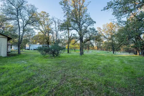 11816 Rebecca Ln, Redding, CA 96003 photo 23